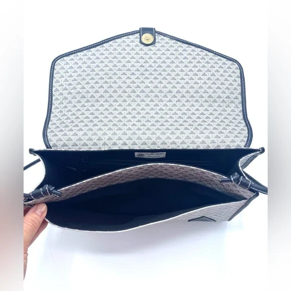 VINTAGE Liz Claiborne Purse - Picture 12 of 17